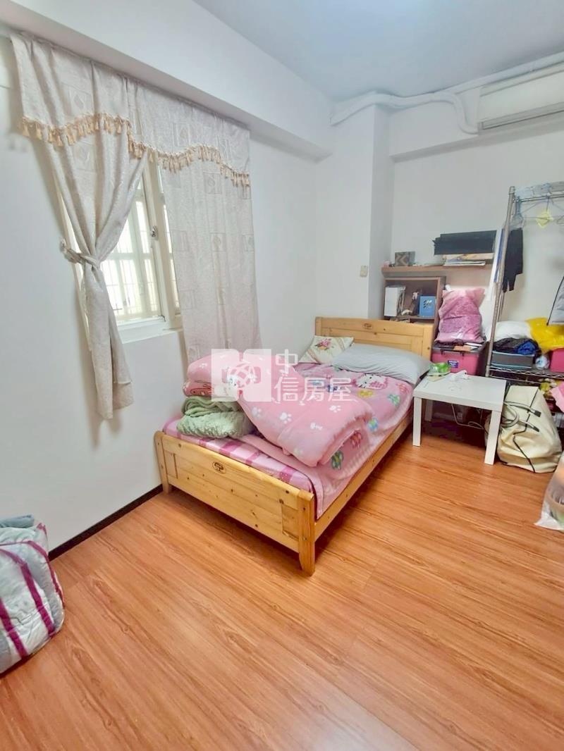 山仔頂重劃區內前院別墅房屋室內格局與周邊環境