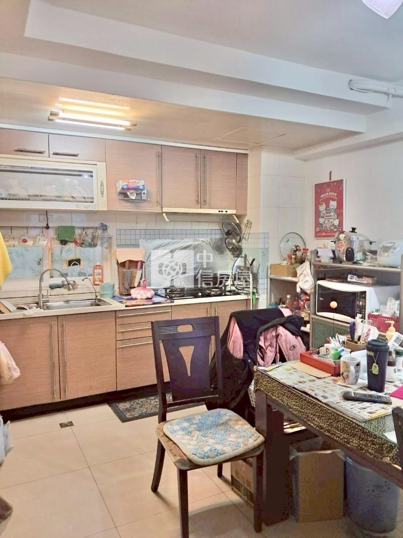 山仔頂重劃區內前院別墅房屋室內格局與周邊環境