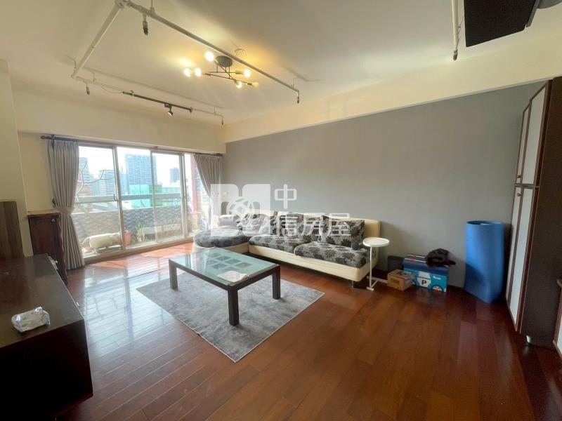 五期大業學區大四房平車視野戶房屋室內格局與周邊環境