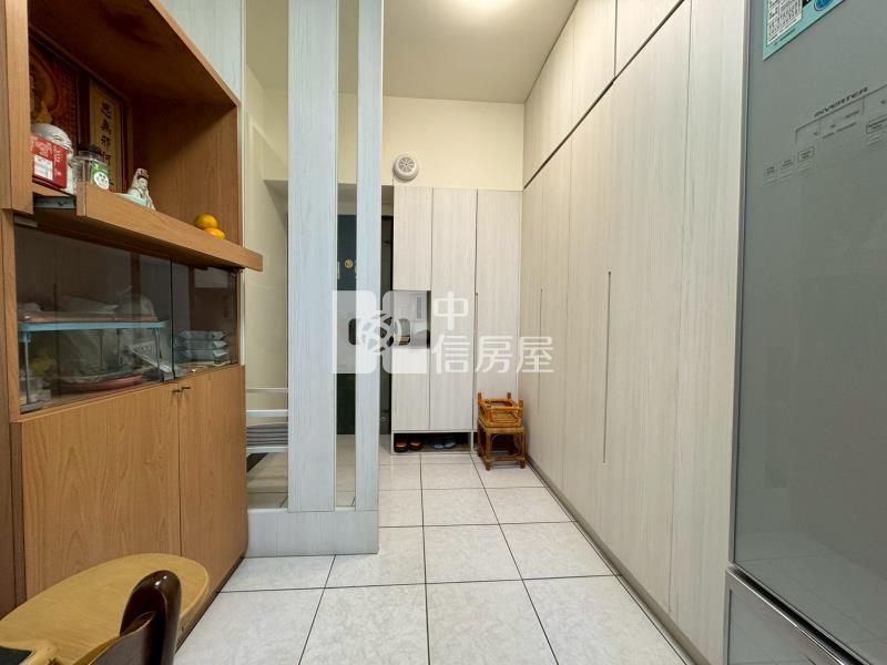 面綠園道光線充足大2房視野戶美廈房屋室內格局與周邊環境