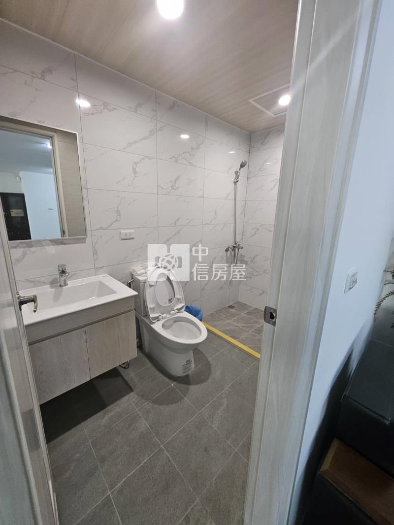 香港半島大廈友愛街全新雙套房A房屋室內格局與周邊環境