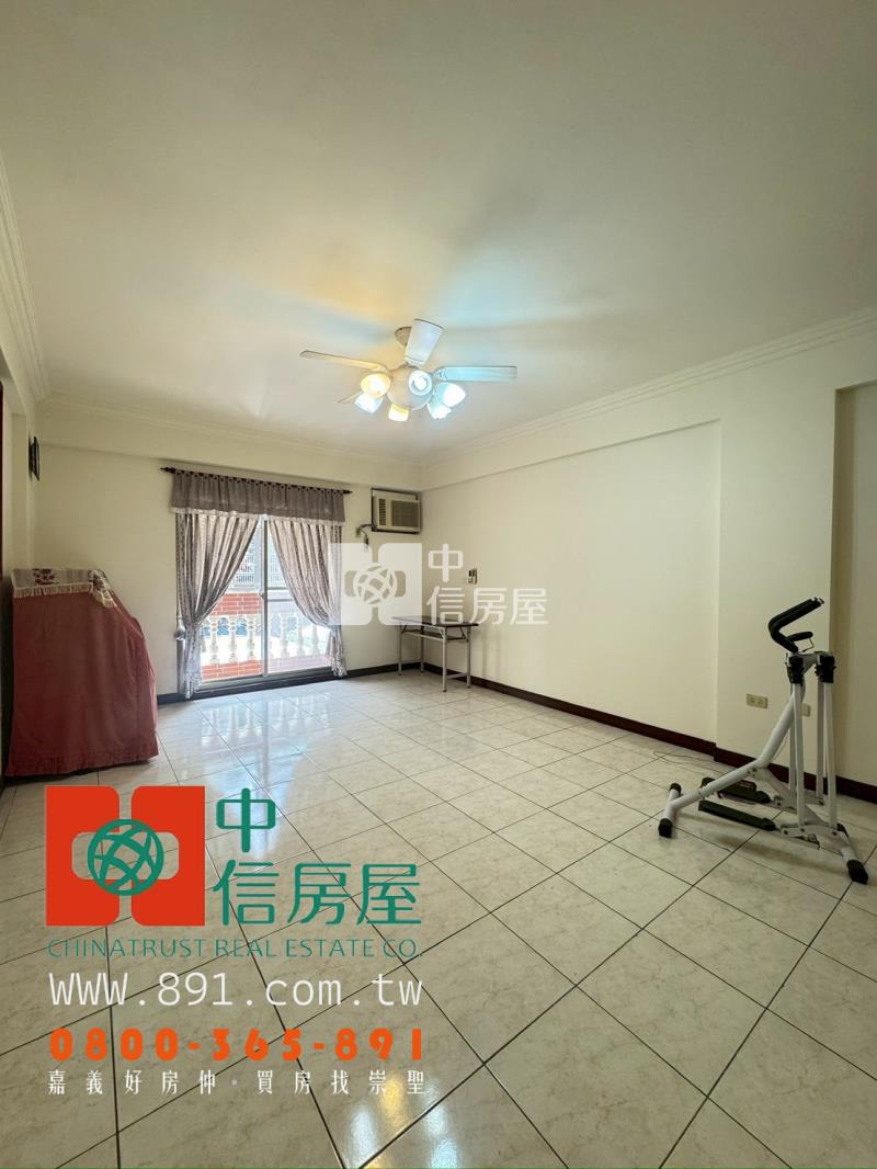 垂楊國小旁車庫美別墅房屋室內格局與周邊環境