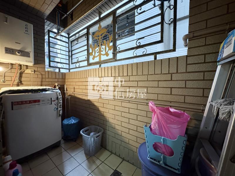 閱美館景觀2房車房屋室內格局與周邊環境