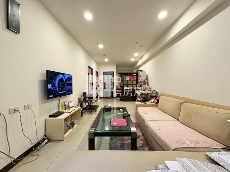 閱美館景觀2房車房屋室內格局與周邊環境