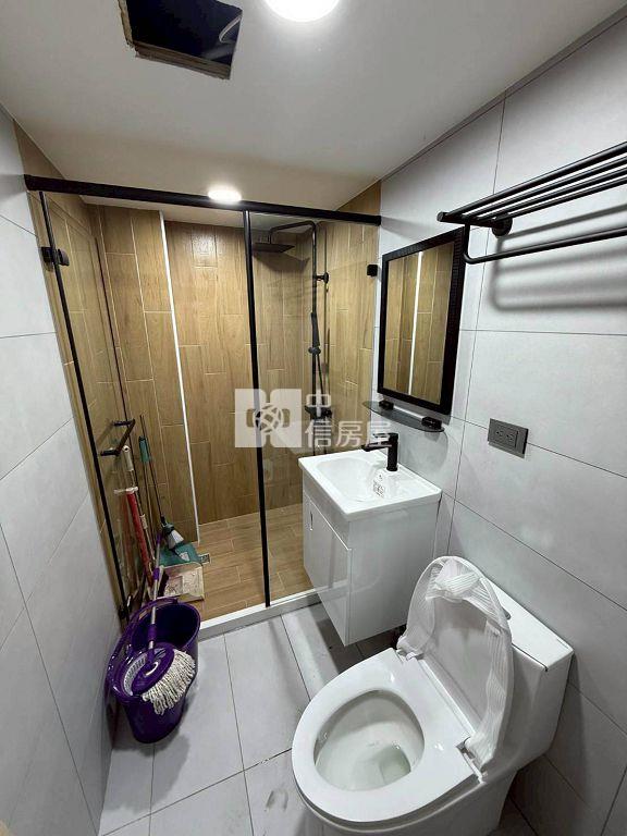 龍南路電梯美套房(中信卓越團隊)房屋室內格局與周邊環境