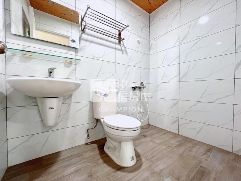 【冠軍】成功市場旁4+5F大戶房屋室內格局與周邊環境