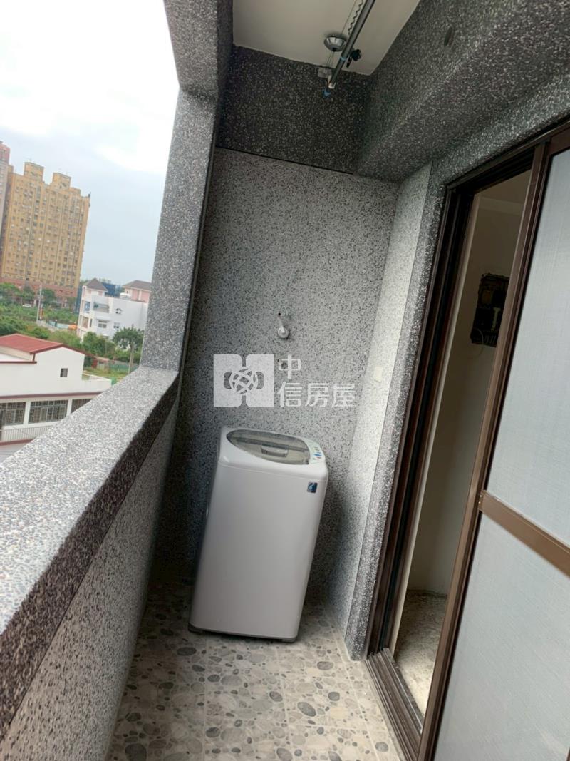 專委龍興路透天11套房房屋室內格局與周邊環境