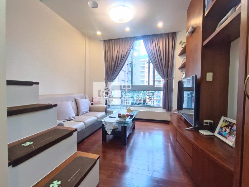 【奔馳】爵仕堡優質套房房屋室內格局與周邊環境