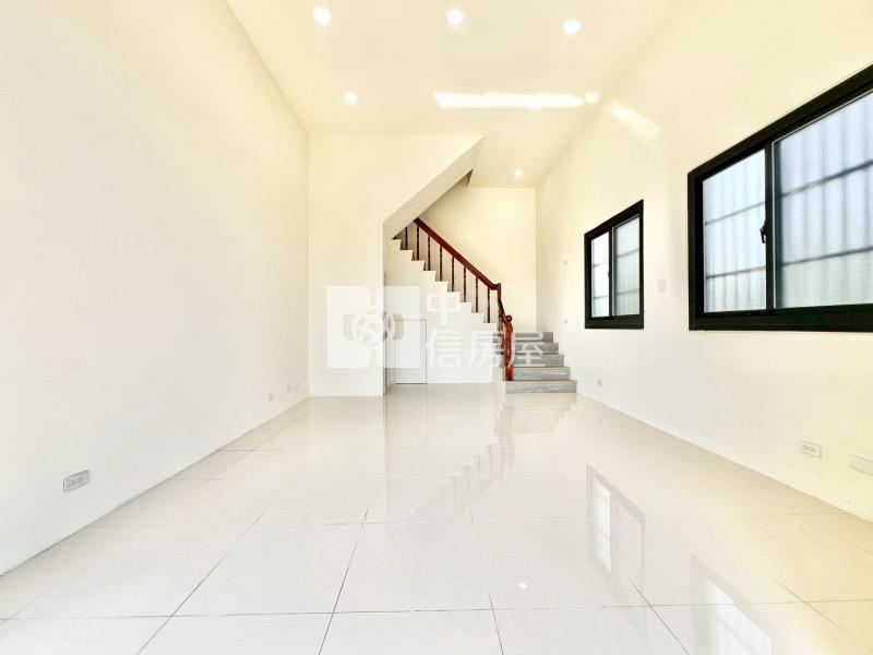 東區臨20米路樓店房屋室內格局與周邊環境