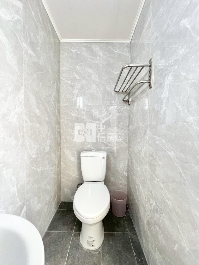 東區臨20米路樓店房屋室內格局與周邊環境