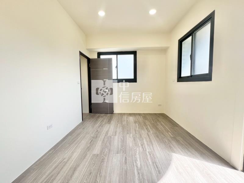 東區臨20米路樓店房屋室內格局與周邊環境