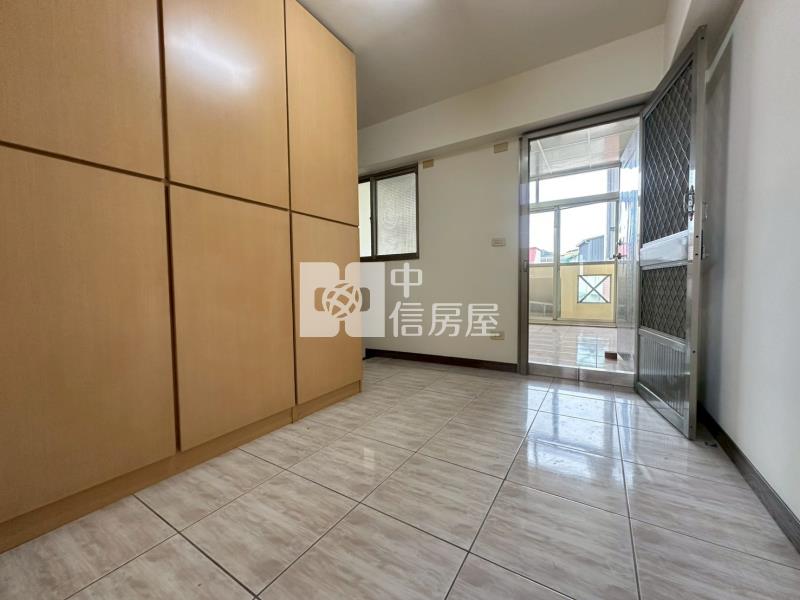 樹仁商圈清優社區雙車別墅房屋室內格局與周邊環境