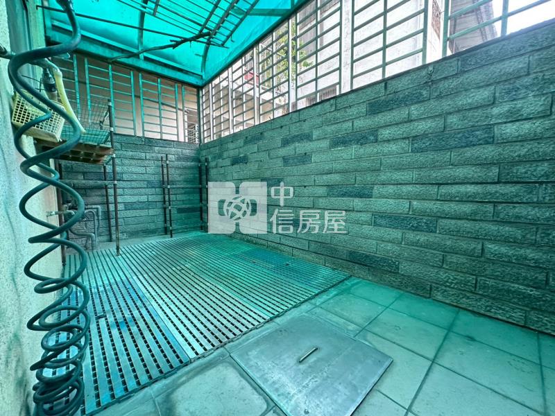 樹仁商圈清優社區雙車別墅房屋室內格局與周邊環境