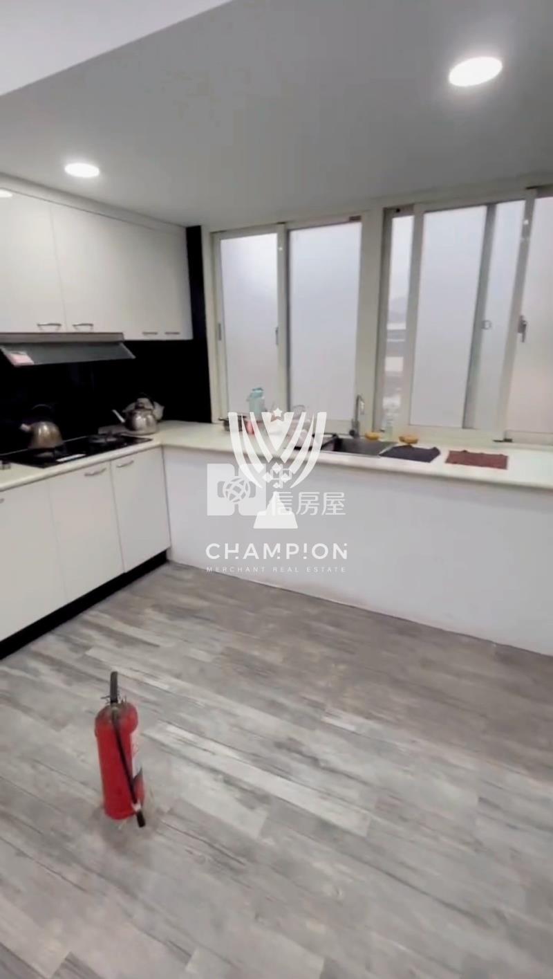 【冠軍】女中旁2F美寓房屋室內格局與周邊環境