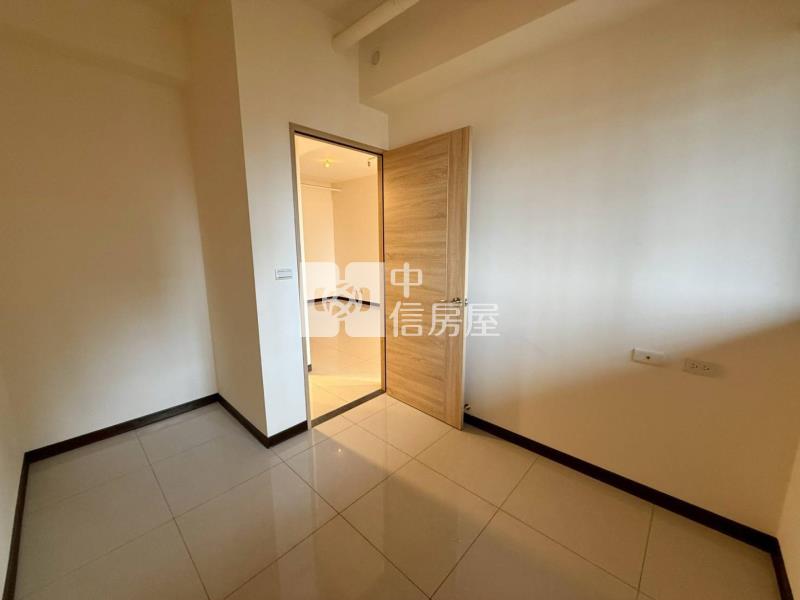 過嶺重劃區｜大清城双高樓層景觀三房車房屋室內格局與周邊環境