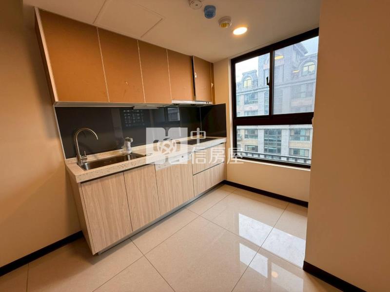 過嶺重劃區｜大清城双高樓層景觀三房車房屋室內格局與周邊環境