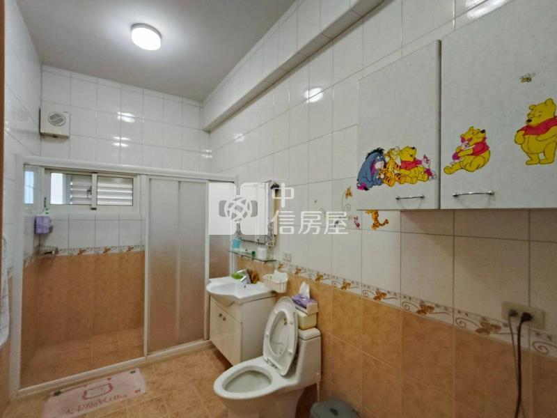 鶴岡臨路田園別墅房屋室內格局與周邊環境