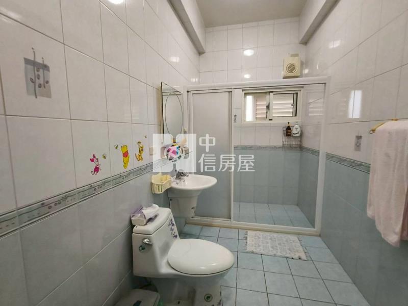 鶴岡臨路田園別墅房屋室內格局與周邊環境