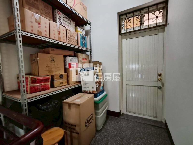 鶴岡臨路田園別墅房屋室內格局與周邊環境