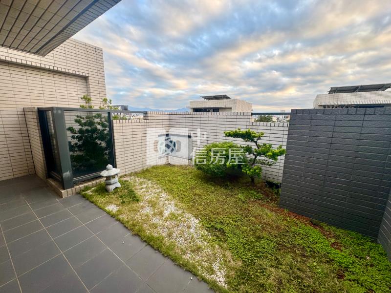 綠建築【深耕12】百坪電梯豪宅別墅房屋室內格局與周邊環境