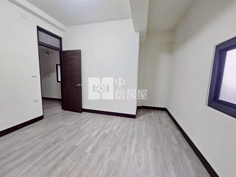 佳里市中心5房整新車墅房屋室內格局與周邊環境