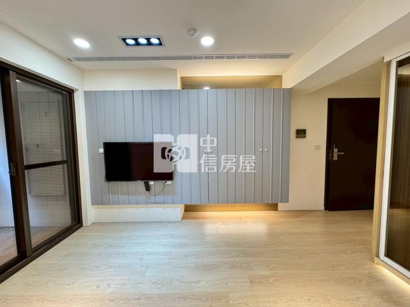 勝美築精裝兩房平車房屋室內格局與周邊環境