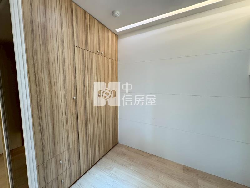 勝美築精裝兩房平車房屋室內格局與周邊環境