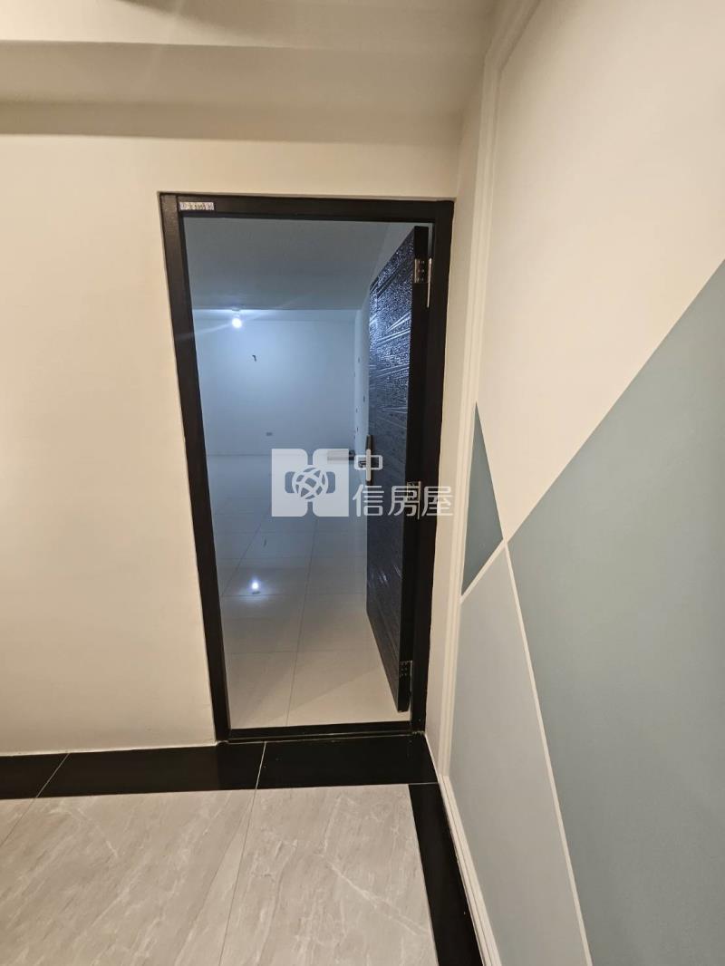 香港半島大廈友愛街全新2房車位B房屋室內格局與周邊環境