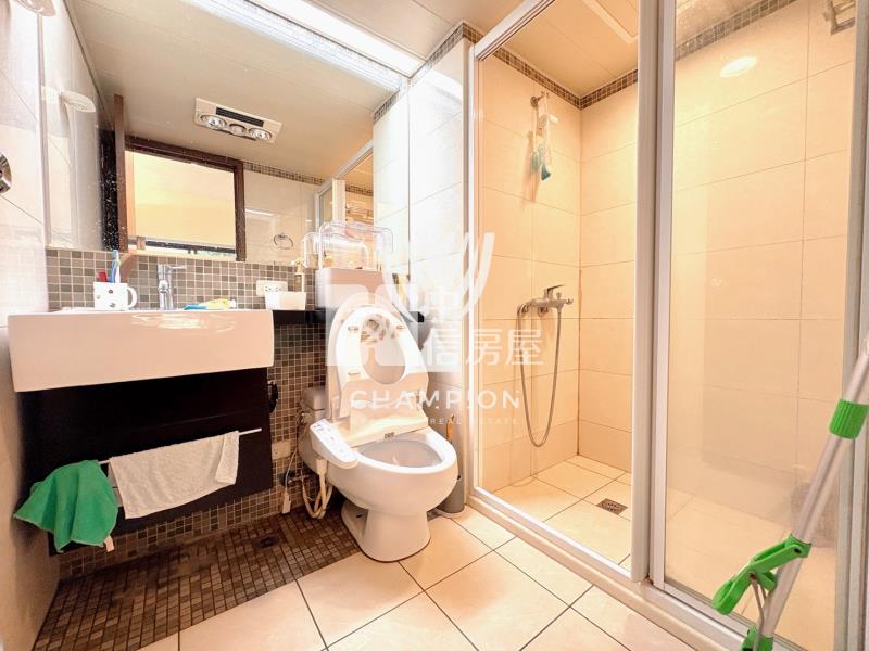 【冠軍】台北大鎮雅緻三房車房屋室內格局與周邊環境