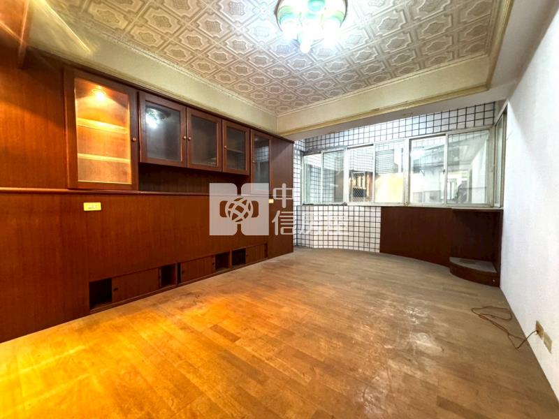 漢唐3+1房車位美廈房屋室內格局與周邊環境