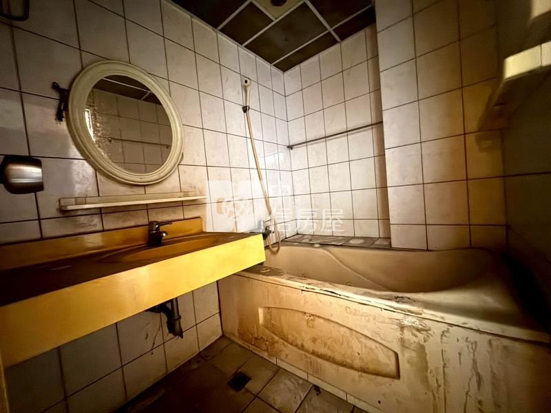 漢唐3+1房車位美廈房屋室內格局與周邊環境