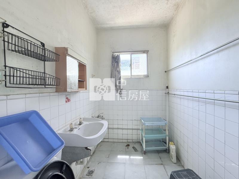 南區公所五樓健身寓房屋室內格局與周邊環境