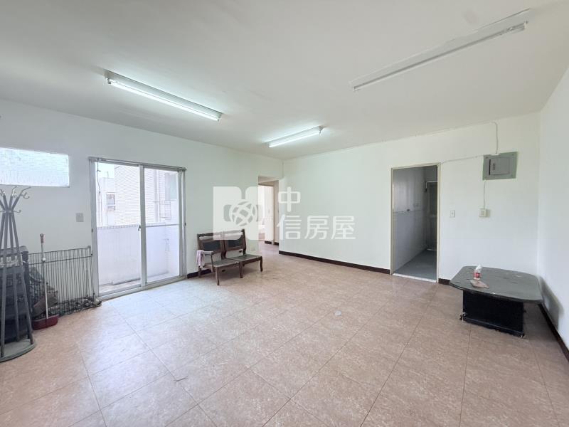 南區公所五樓健身寓房屋室內格局與周邊環境