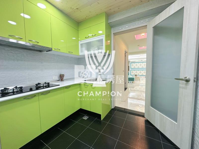 【冠軍】中正路電梯極品三房房屋室內格局與周邊環境