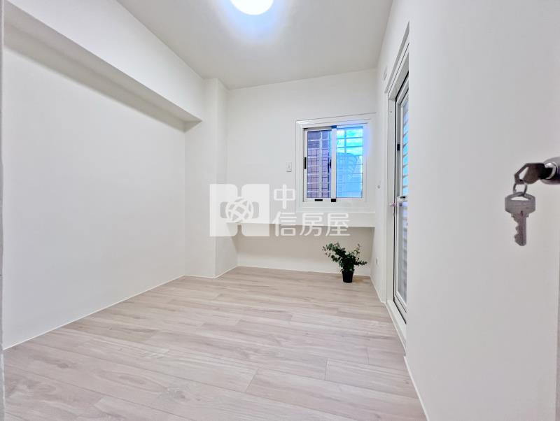 皇后大道明亮4房車位房屋室內格局與周邊環境