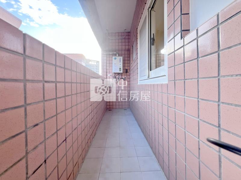 皇后大道明亮4房車位房屋室內格局與周邊環境