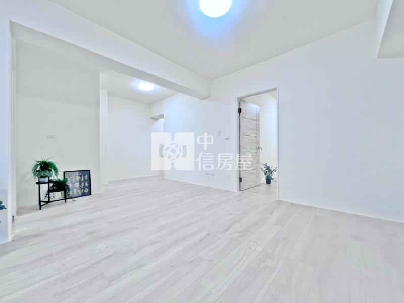 皇后大道明亮4房車位房屋室內格局與周邊環境