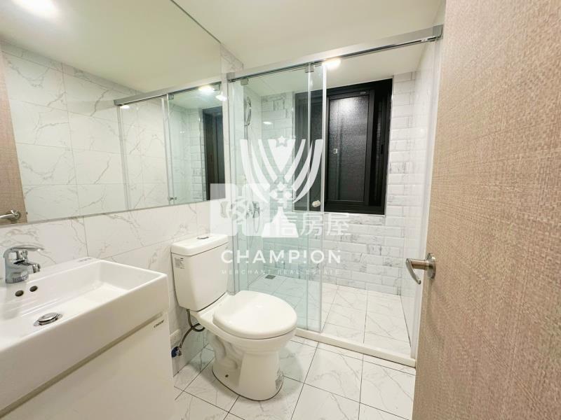 【冠軍】天驕三房車位房屋室內格局與周邊環境