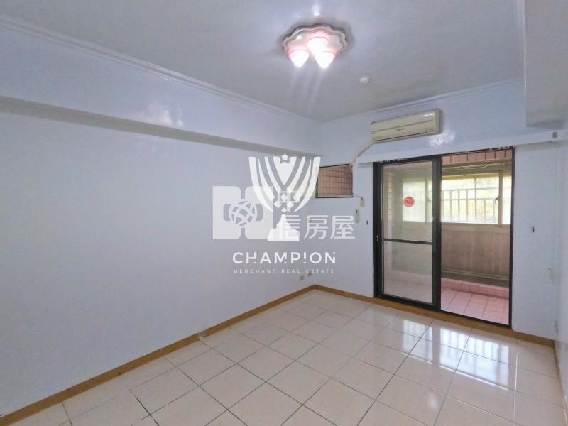 【冠軍】上堤社區綠景三房房屋室內格局與周邊環境