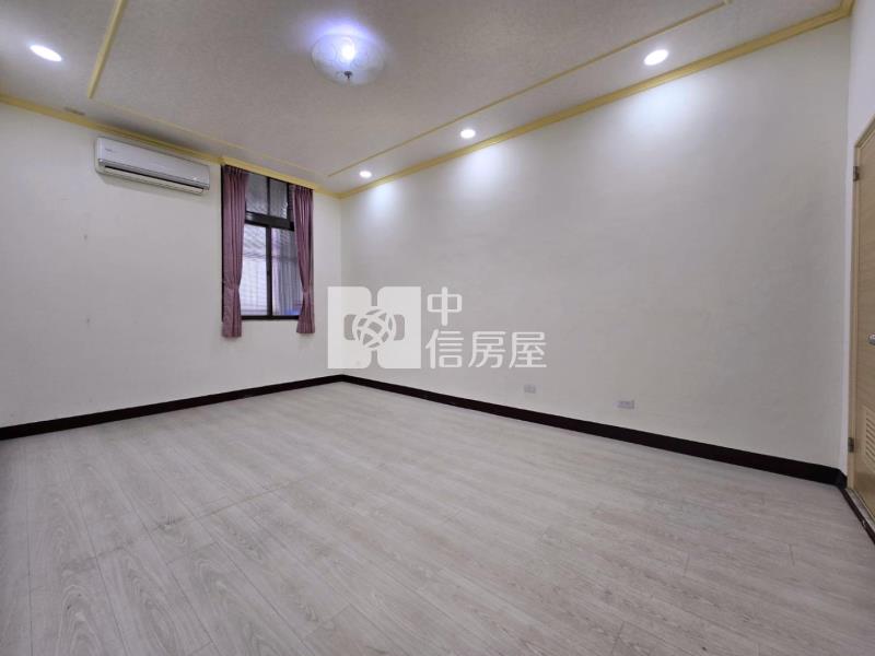 大潤發公寓2樓大3房平面車房屋室內格局與周邊環境