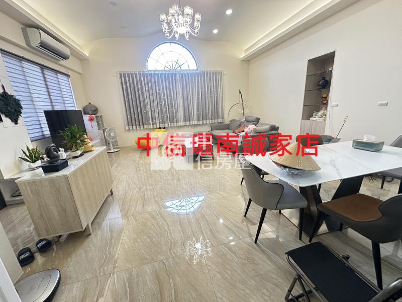 日式獨棟花園別墅房屋室內格局與周邊環境