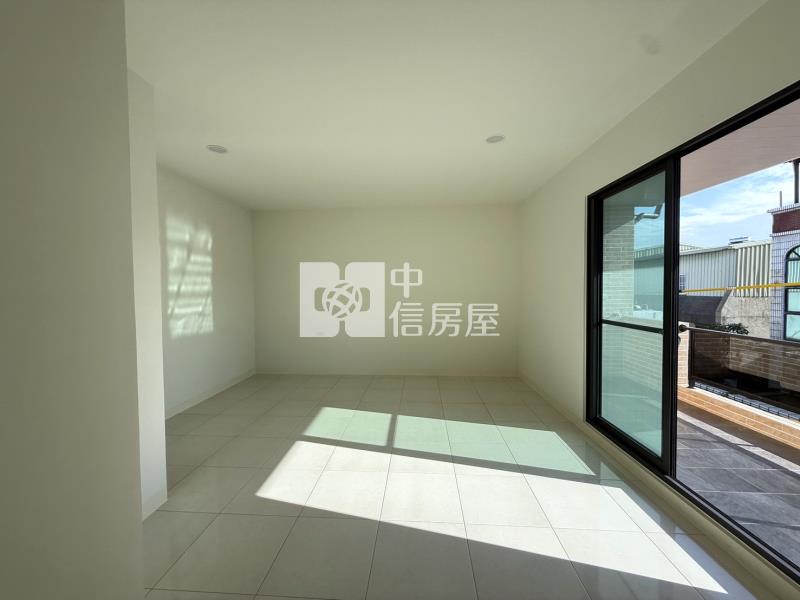 臨商60併排雙車墅房屋室內格局與周邊環境