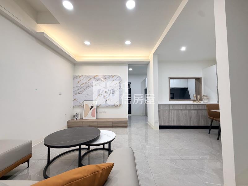 臨商60併排雙車墅房屋室內格局與周邊環境