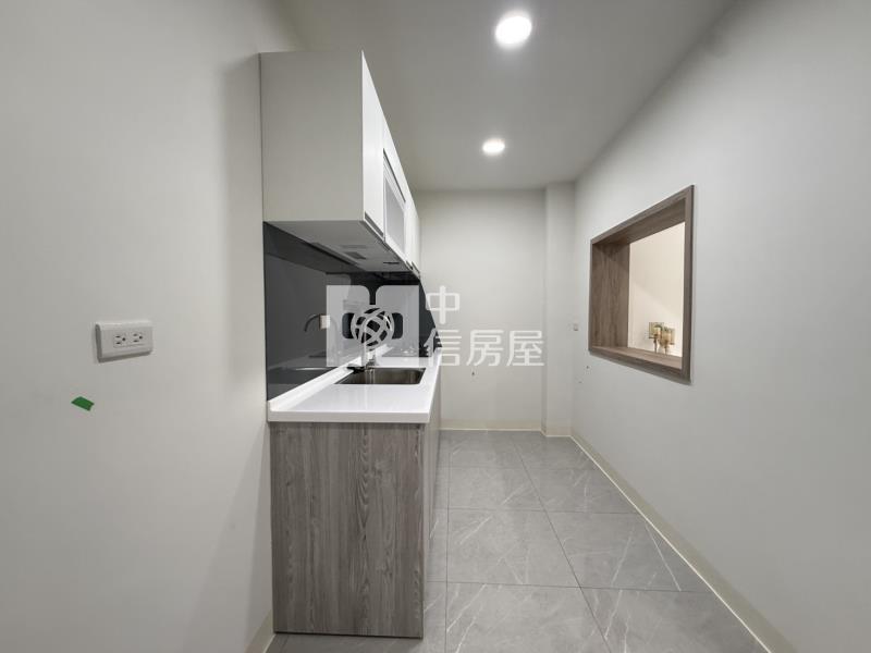 臨商60併排雙車墅房屋室內格局與周邊環境