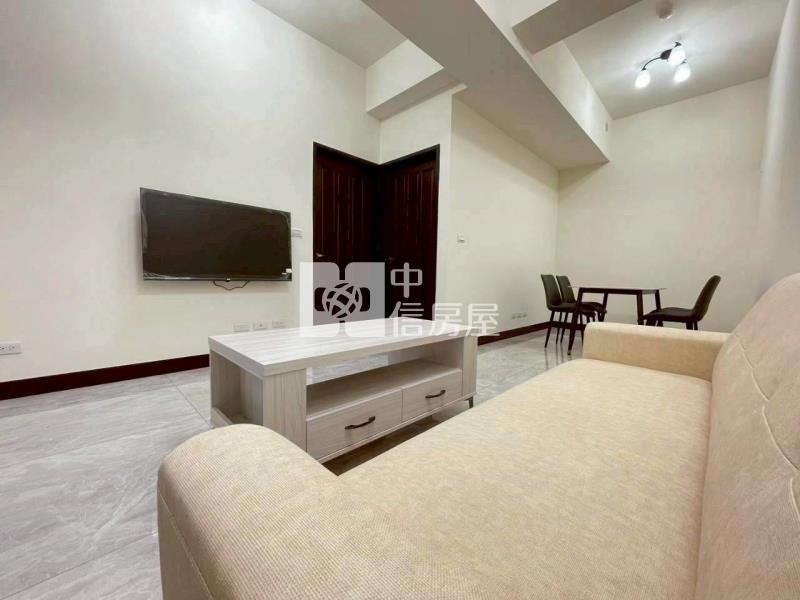 新市南科綠美次頂樓兩房雙衛車位房屋室內格局與周邊環境