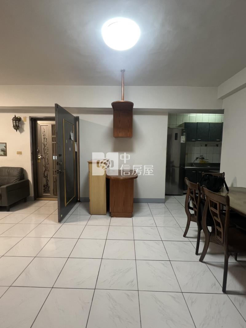 李察王子華廈電寓房屋室內格局與周邊環境