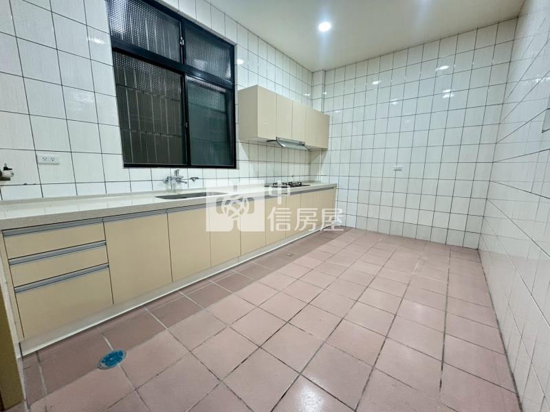 【安家】楊梅五楊整新室內雙車透天房屋室內格局與周邊環境