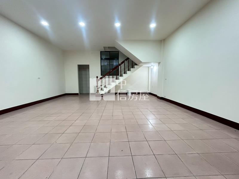 【安家】楊梅五楊整新室內雙車透天房屋室內格局與周邊環境