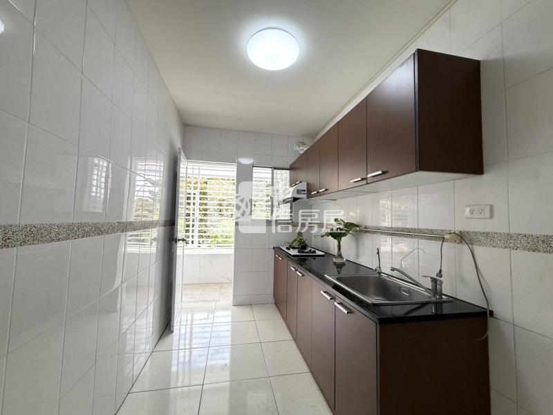 鹽埕圖書館二樓三房靓寓房屋室內格局與周邊環境