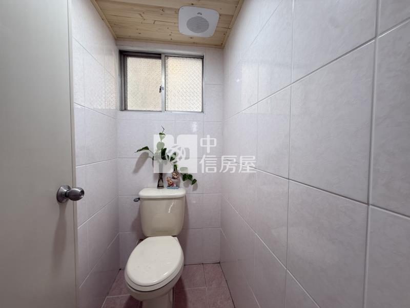 鹽埕圖書館二樓三房靓寓房屋室內格局與周邊環境